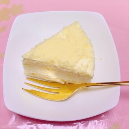 レポありがとうございました♪ヨーグルトケーキとても美味しくできました♡ホワイトチョコレートのせです♡ありがとうございます ୧⃛(> ◡< ͈ ) ୨⃛‎.⋆♡